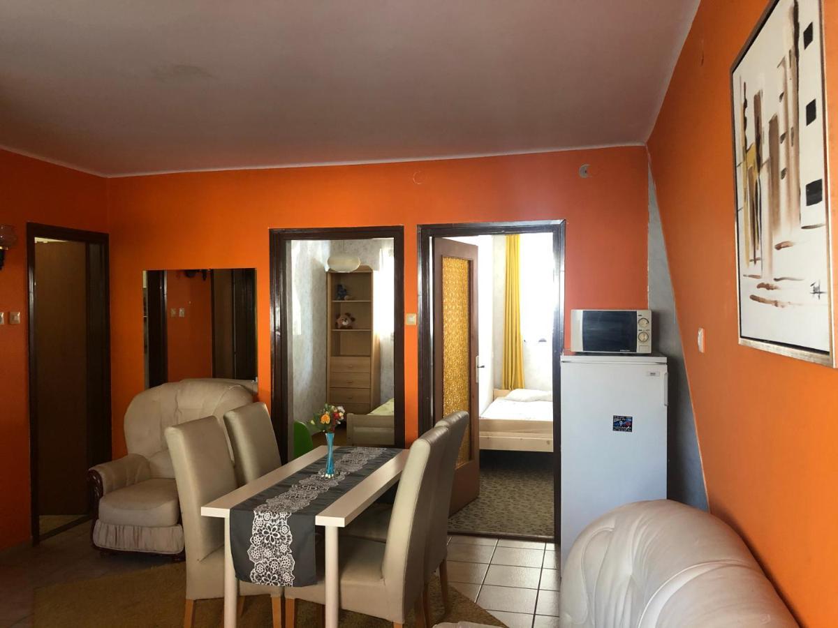 Jesolo Apartmanhaz Balatonkeresztúr Kültér fotó
