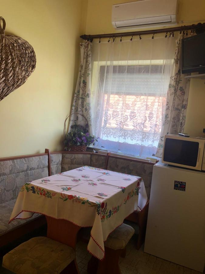 Jesolo Apartmanhaz Balatonkeresztúr Kültér fotó